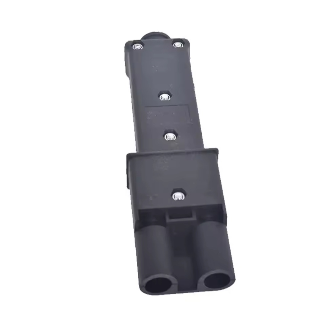Golf cart charging plug connector